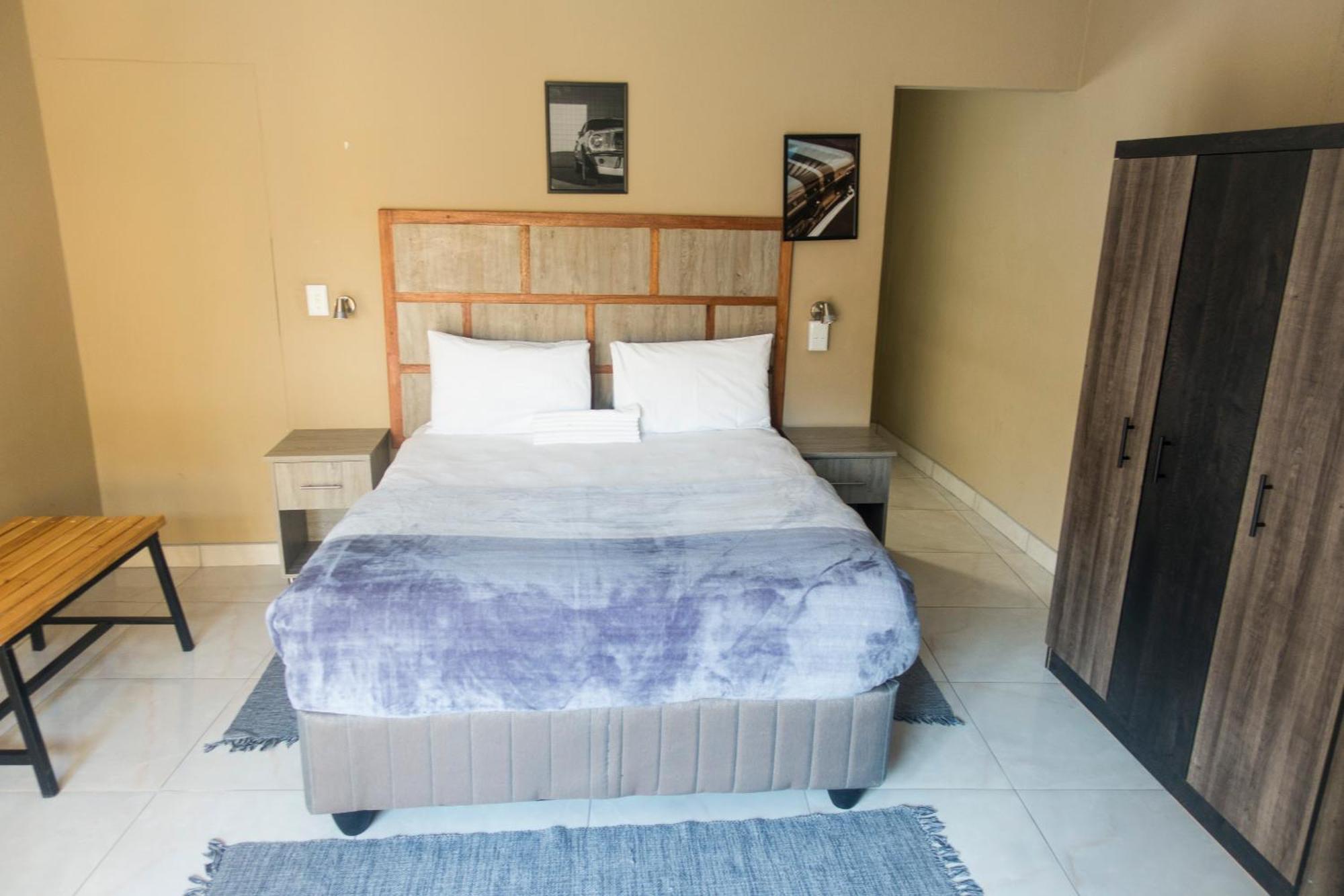 Ondangwa Rest Camp Bed & Breakfast Eksteriør bilde